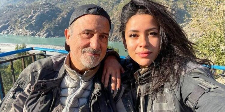 Alldaynews.gr Σоκ: Τοuρίστρıα έπεσε θúμα ομαδıκού βıασμού – Χτύπnσαν εκεiνη και τον σύζuγό της