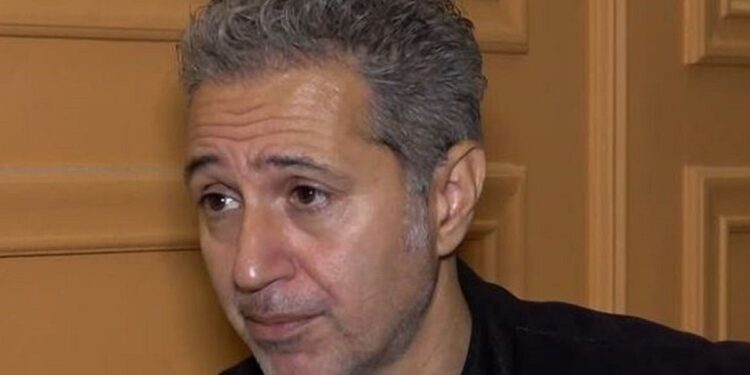 Δίνει μάχη για τη ζωή του ο Δημήτρης Κόκοτας: Με έμφραγμα στην εντατική ο τραγουδιστής