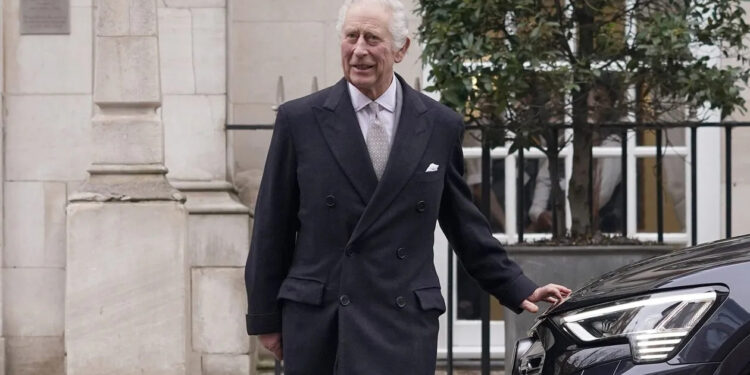 Δυσάρεστα νέα για τον βασιλιά Κάρολο: Επιθετικός ο καρκίνος