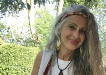 Η γυναίκα που στα 93 της δείχνει καλύτερη από ό,τι στα 50 – Τα μυστικά της αντιγήρανσης