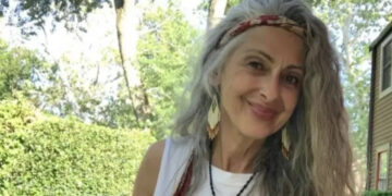 Alldaynews.gr Η γυναίκα που στα 93 της δείχνει καλύτερη από ό,τι στα 50 – Τα μυστικά της αντιγήρανσης