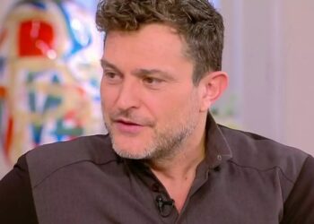 Alldaynews.gr Γιώργος Καραμίχος: “Η μητέρα μου ακόμα δεν το έχει αποδεχτεί πλήρως, τυραννήθηκα για πολλά χρόνια”