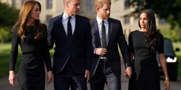 Alldaynews.gr Κέιτ Μίντλετον: «Η πριγκίπισσα της Ουαλίας και ο Γουίλιαμ δεν εμπιστεύονται τον Χάρι και τη Μέγκαν»