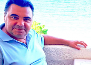 «Άρχισε ο κόσμος να γελάει»: Η ανατριχιαστική περιγραφή για τον ηθοποιό που πέθανε την ώρα της παράστασης – «Ξαφνικά ακούσαμε ουρλιαχτά»