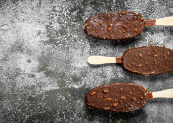 “Μην τα καταναλώσετε”: Ανακαλείται πασίγνωστο παγωτό ξυλάκι από τα ψυγεία, ανησυχία για χιλιάδες καταναλωτές