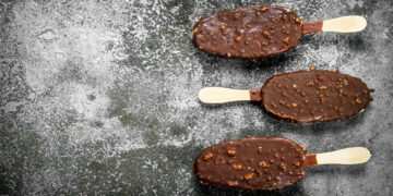 Alldaynews.gr “Μην τα καταναλώσετε”: Ανακαλείται πασίγνωστο παγωτό ξυλάκι από τα ψυγεία, ανησυχία για χιλιάδες καταναλωτές