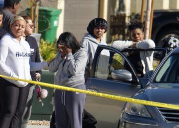 Πενταπλή οικογενειακή τραγωδία: Πατέρας σkότωσε τα 4 παιδιά του και την πεθερά – Ούρλιαζε στον δρόμο η μάνα