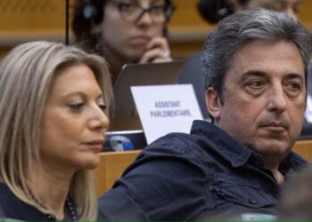 Alldaynews.gr «Θα φέρουμε την κάθαρση» Μαρία Καρυστιανού και Παύλος Ασλανίδης εξαπέλuσαν σήμερα δήλωση «βóμβα»