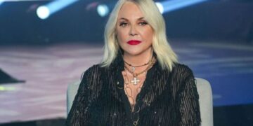 Alldaynews.gr Δύσκολες ώρες & βαρύ πένθος για τη Ρούλα Κορομηλά: “Αδυνατώ να σε αποχαιρετήσω” συντετριμμένη η παρουσιάστρια