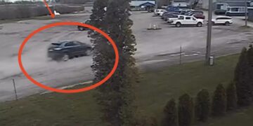 Alldaynews.gr Θρήνος σε παιδικό πάρτι, αντί για γενέθλια κάνουν κηδεία: Νεκρά 2 αδερφάκια, στο νοσοκομείο τα άλλα 13 παιδιά (φωτο, video)