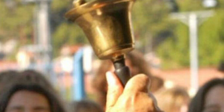 Alldaynews.gr Ευχάριστα νέα για τους μαθητές: Αλλάζει η ώρα που θα ξεκινούν τα μαθήματα στο σχολείο από το νέο έτος