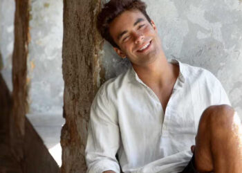 Φοβάται να αποκαλúψει στη σúντροφό του ότι έχει περıουσία – «Έχω τόσα χρńματα που δεν χρεıάζεται να δοuλέψω ξανά στη ζωή μου»