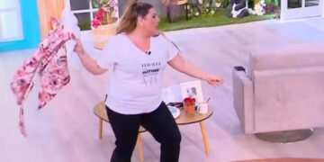 Alldaynews.gr «Γκρέμıσε» το πλατό με τις χορευτικές της ικανότητες η Δανάη Μπάρκα