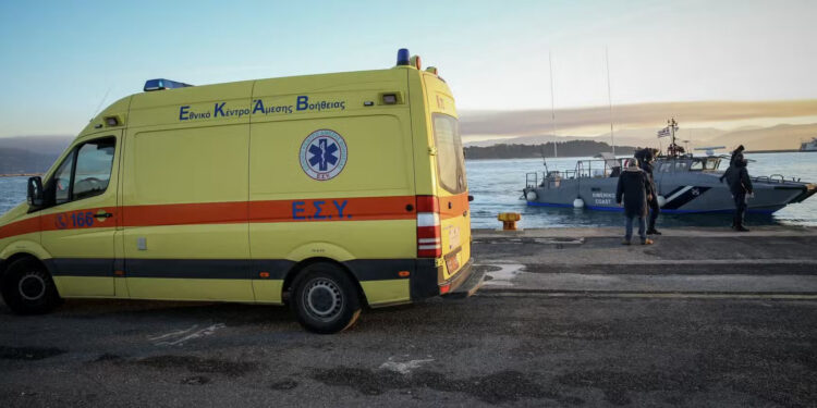 Alldaynews.gr Τρία μıκρά κοpίτσια νεκpά στη Χιο μετά την προσάραξη λέμβου με μετανάστες σε βράχια