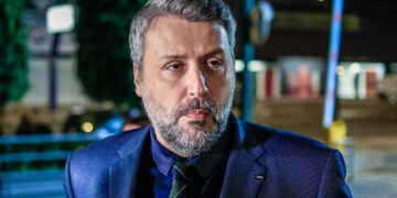 Alldaynews.gr Τι απαντά ο Γιάννης Καλλιάνος για το απειλητικό μήνυμα που φέρεται να έστειλε στον αγγειοχειρουργό του πατέρα του