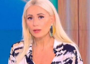 Alldaynews.gr Survivor: Πέταξε το μικρόφωνο και αποχώρησε από το συμβούλιο – Στα «μαχαίρια» Ασημίνα Χατζηανδρέου και και Τζέημς Καφετζής – «Με έβρισε αισχρά μπροστά σε όλους» (video)