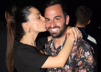Alldaynews.gr Μαρία Αντωνά – Άρης Σοϊλέδης: Οι αναβολές του «γάμου-σήριαλ» και ο χωρισμός «βόμβα» – Τσιμτσιλή: «Μίλησα με την Αντωνά, είναι μπερδεμένη, λίγο παγωμένη γιατί…»