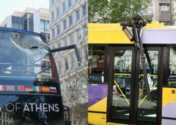 Τροχαίο με διώροφο τουριστικό λεωφορείο και τρόλεϊ στην Πανεπιστημίου – Έξι ελαφρά τραυματίες