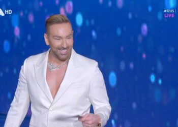 Τpελά εpωτευμένος ο Νίκος Κοκλώνης: To αποκάλυψε ζωντανά στον αέρα με τον πιό όμορφο τρόπο ζητώντας αuτή τη χάρη από τη Δέσποινα Βανδή