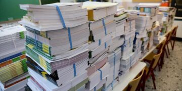 Alldaynews.gr Ποια σχολικά βιβλία θα αντικατασταθούν το επόμενο σχολικό έτος 2024-25 στο Δημοτικό, Γυμνάσιο και Λύκειο