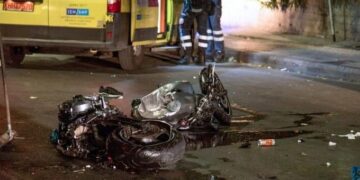 Alldaynews.gr Τροχαίο τα ξημερώματα στη Λεωφόρο Υμηττού – Νεκpός ένας 53χρονος (video)