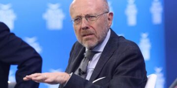 Σοκ από τις δηλώσεις Βαρτζόπουλου: «Το θηλυκό είναι για άλλες δουλειές, για να τίκτει» – «Η γυναικοκτονία έχει βιολογική βάση»