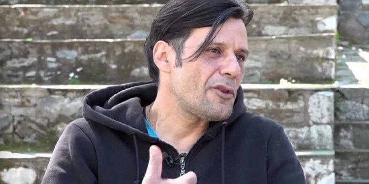 “Ήμουν πλούσιος & διάσημος αλλά μακριά απ’τον Θεό” Ο Γιώργος Σεϊταρίδης αρνήθηκε τα λεφτά γιατί δε τον γέμιζαν