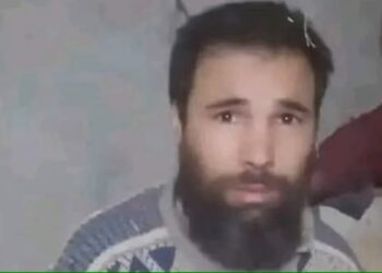 Τον απήγαγαν το 1998 και βρέθηκε ζωντανός 26 χρόνια μετά, μόλις 200 μέτρα από το σπίτι του