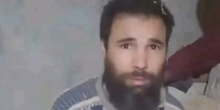 Alldaynews.gr Τον απήγαγαν το 1998 και βρέθηκε ζωντανός 26 χρόνια μετά, μόλις 200 μέτρα από το σπίτι του