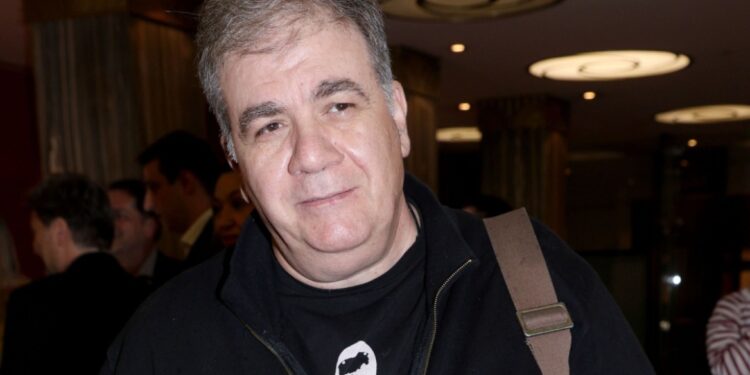 Alldaynews.gr Ο Δημήτρης Σταρόβας βγήκε από την εντατική – Όλα τα νεότερα για την κατάσταση της υγείας του