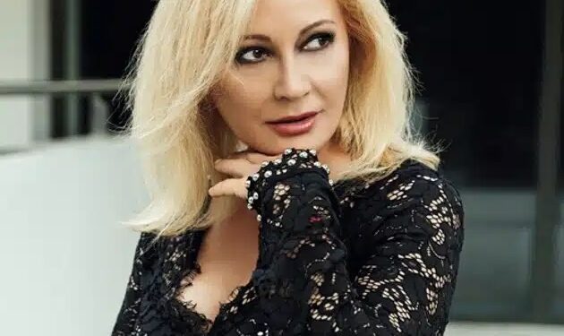 Ρίχνει το διαδίκτυο η Αγγελική Νικολούλη με δήλωση για την εpωτική της ζωή