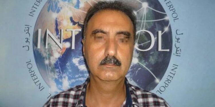 Alldaynews.gr Λιμάνι Πειραιά: Ο Έλληνας «Pablo» του καρτέλ με τα 210 κιλά κοκαΐνης – Πουλούσε και όπλα στη Λατινική Αμερική