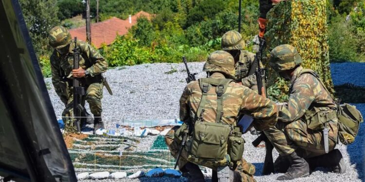 EKTAKTO: Στο νοσοκομείο τρεις στρατιωτικοί – Τραυματίστηκαν σε άσκηση σε πεδίο βολής