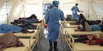 Alldaynews.gr Παγκόσμιος συναγερμός: Εμφανίστηκε θανατηφόρος ιός που δεν μπορεί να περιοριστεί – Το κύριο σύμπτωμα