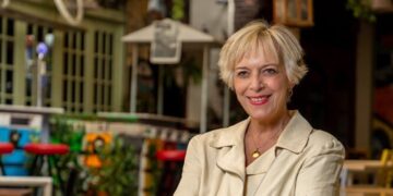 Alldaynews.gr Θρήνος: «Έφυγε» η δημοσιογράφος Ναυσικά Γκράτζιου