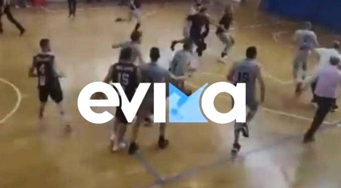 Alldaynews.gr Άγριο ξύλο σε αγώνα μπάσκετ στην Εύβοια – Έδειραν τους παίκτες (video)