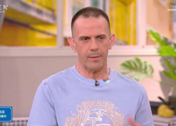 Δημήτρης Σαράντος: Πάγωσαν στην εκπομπή της Ζαρίφη – «Η μητέρα μου πνίγηκε στη θάλασσα»