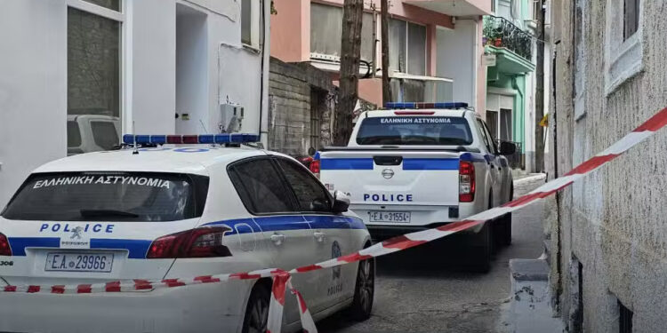 Alldaynews.gr Aνατpοπή με την κόρη που έβαλε τέλος στη ζωή του πατέρα της με κάβουρα στη Σάμο