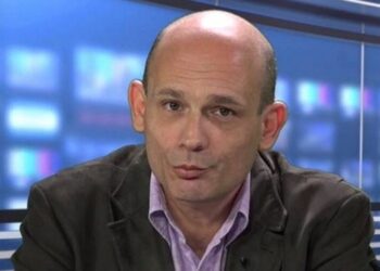 Εγκεφαλικό υπέστη ο δημοσιογράφος Πάρις Καρβουνόπουλος