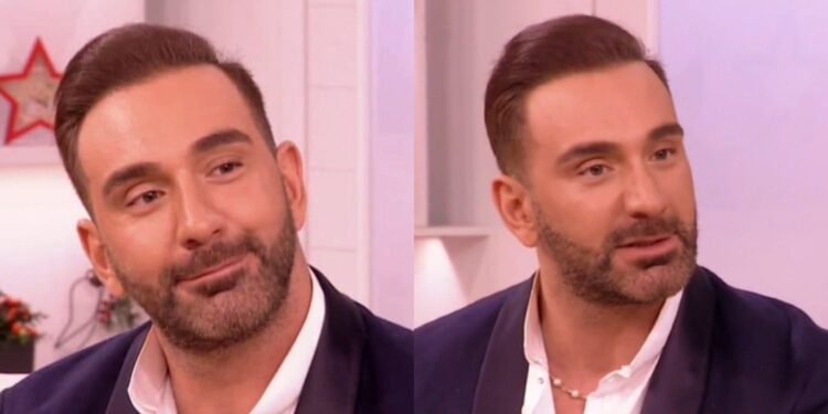 Κοκλώνης: Δεν μου αρέσουν οι σταρ, είμαστε όλοι το ίδιο. Σταρ είναι μια μαμά που κάνει χαρούμενα τα παιδιά της