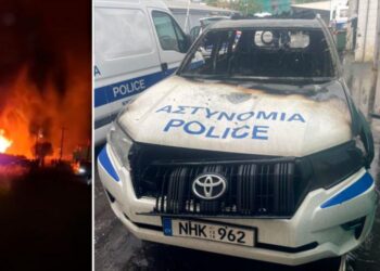 Χάος στην Κύπρο: Άγρια επεισόδια – Έβαλαν φωτιές σε περιπολικά, σπίτια (video)