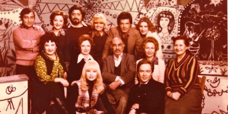 Alldaynews.gr Το «Λούνα παρκ» που αγαπήσαμε: Η πιο δημοφιλής σειρά της Ελλάδας, τα 7 χρόνια που κράτησε και το μυστήριο με τις κασέτες