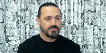 Alldaynews.gr Συγκλονίζει ο Δημήτρης Μακρυνιώτης: «Έχω την ασθένεια Gravis, αντλώ δύναμη από τον Θεό και την οικογένειά μου»