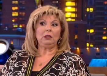 Λένα Μαντά: “Ο Γιώργος παρουσίασε πνευμονική ίνωση, του έχουμε φορητό μηχάνημα”