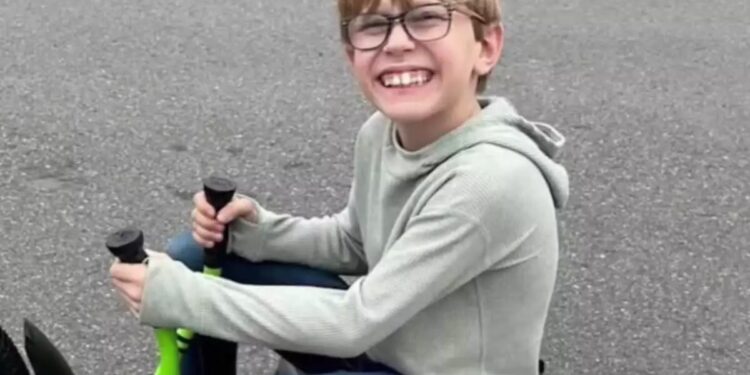 Alldaynews.gr 10χρονος αuτοκτόvησε λόγω ανελέητου bullying: «Ήταν το μικρό μου αγόρι. Ήταν το μωρό μου. Ήταν ο μικρότερος» (video)