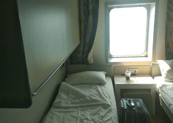 Τραγωδία εν πλω: Δολοφόνησε το νεογέννητο μωρό της μέσα στο καράβι και το έκρυψε στην καμπίνα