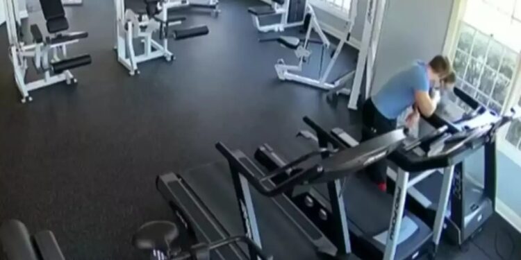 Alldaynews.gr Ανάγκασε τον 6χρονο γιο του να τρέξει σε διάδρομο με «τρελές» ταχύτητες – Πέθανε 12 ημέρες μετά