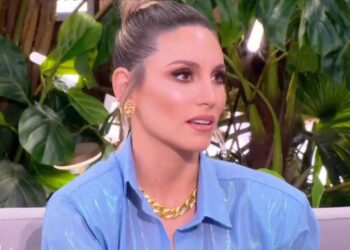 Αθηνά Οικονομάκου: Μιλά πρώτη φορά για το διαζύγιο από τον Φίλιππο Μιχόπουλο – Η αποκάλυψη για τη σχέση τους σήμερα