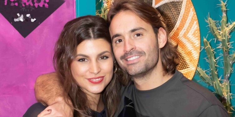 Alldaynews.gr Δανάη Παππά – Λάμπρος Λάζαρης: Το τάμα στον Άγιο Ιωάννη τον Ρώσο – «Ήταν για έναν άνθρωπο πολύ σημαντικό στις ζωές μας»