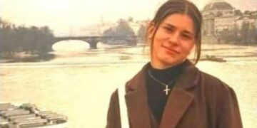 Alldaynews.gr Θρήνος και οργή στην Κρήτη: «Δεν μας έψαλλαν το αγγελούδι μας» λένε οι συγγενείς της 17χρονης Νικολέτας